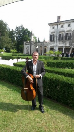 suonare per cantare...cantare per suonare...